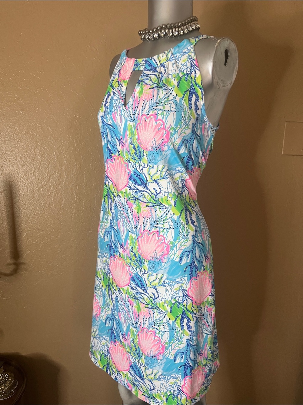 Lulu B. Collection Medallion Print Keyhole Sleeveless Dress.  Sz S